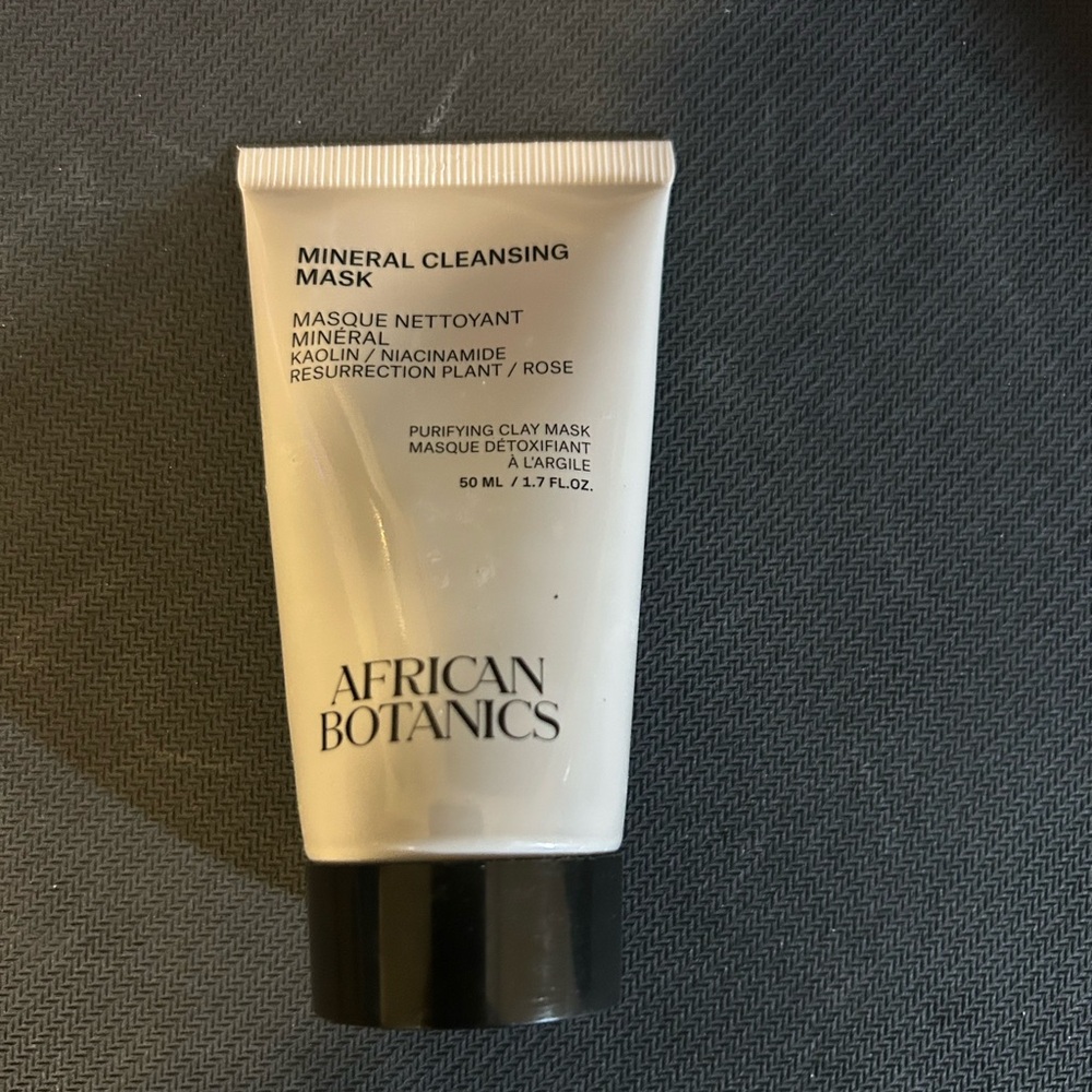 Cleansing mask